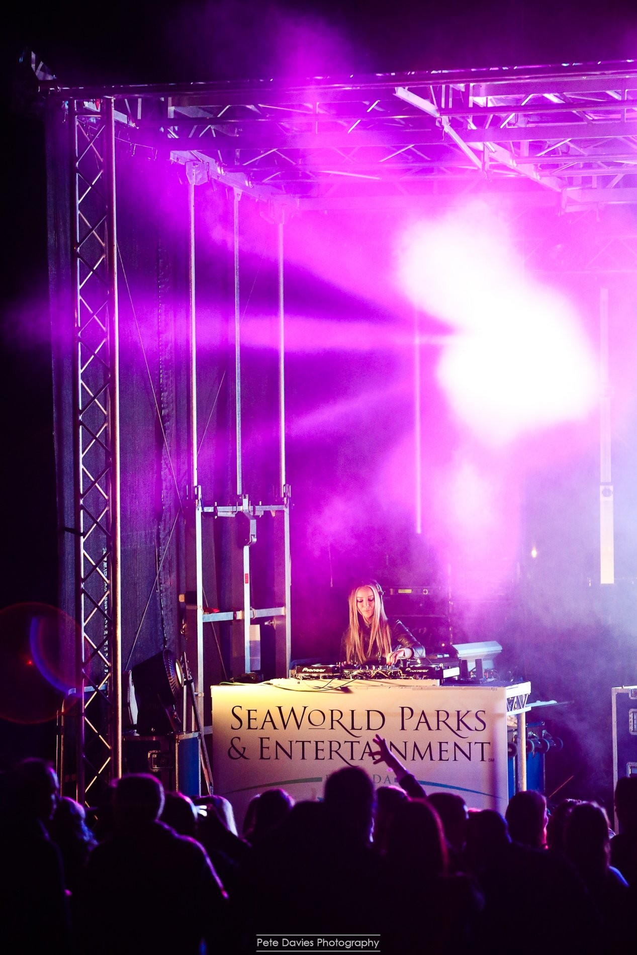 DJ Lauren Pope on the decks 